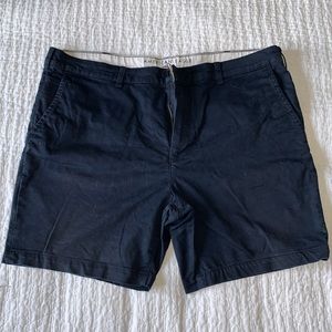 Men’s American Eagle shorts. Never worn. Size 44
